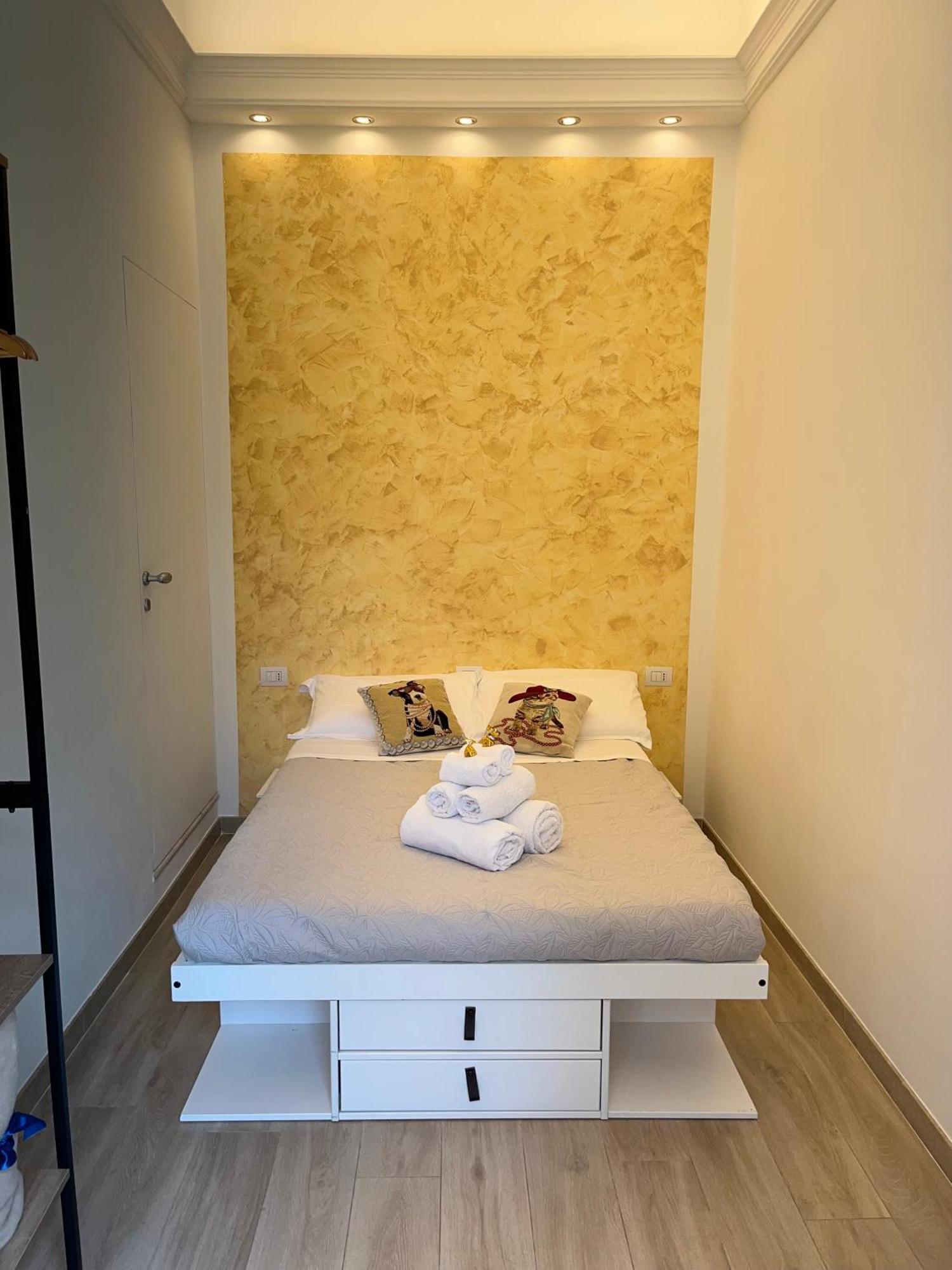 Monolocale Pura Vida Apartment เวียเรจโจ ภายนอก รูปภาพ